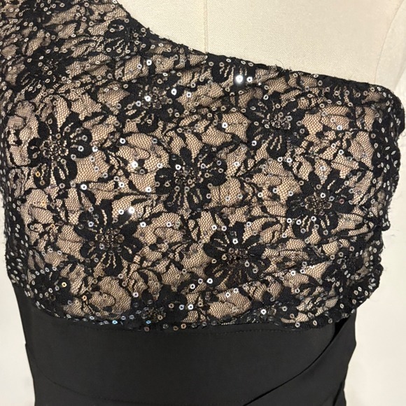 CITY TRIANGLES Black Lace One Shoulder Dress Ruched Bodycon Women's Large - Picture 4 of 7